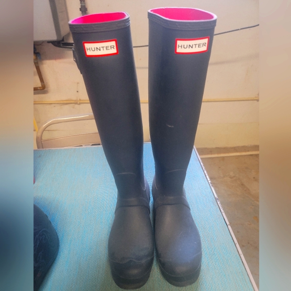 Hunter Blue Boots with Pink Lining